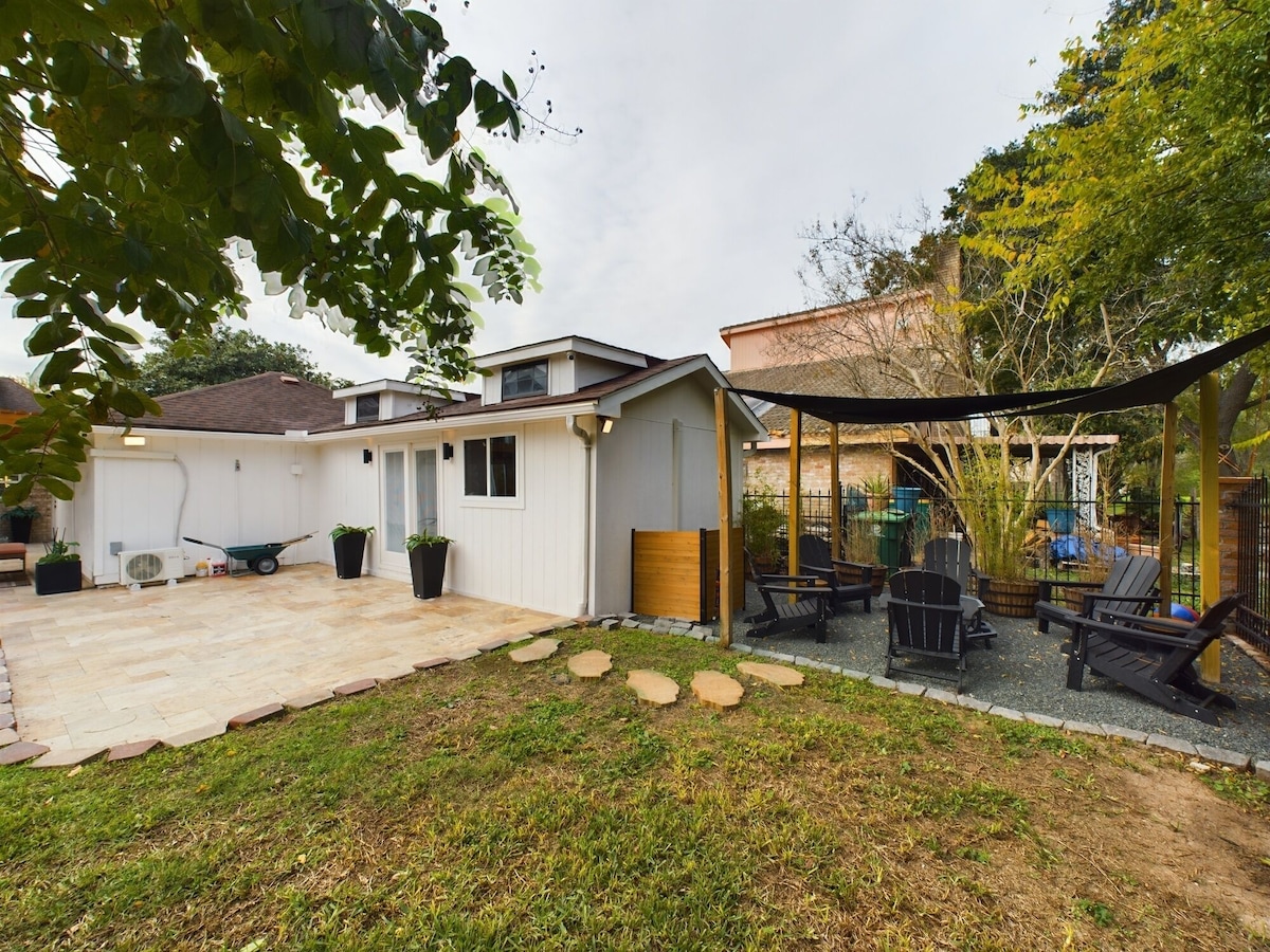 Photo 45 of Buckle & Boots BNB - 20 minutes to downtown + pool