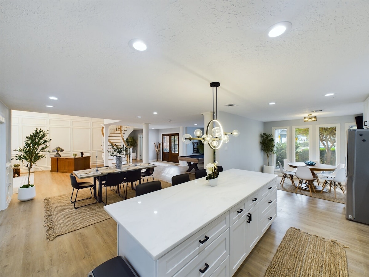 Photo 16 of Buckle & Boots BNB - 20 minutes to downtown + pool