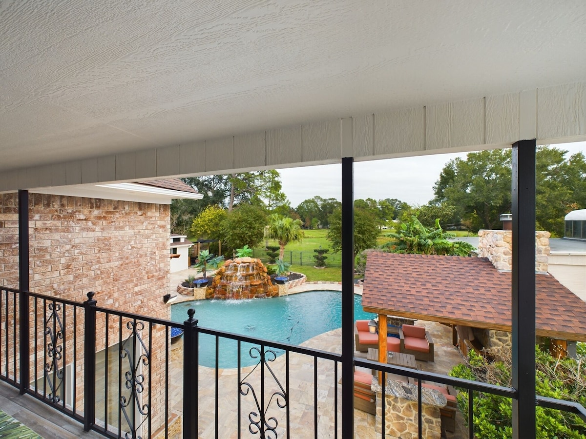Photo 38 of Buckle & Boots BNB - 20 minutes to downtown + pool