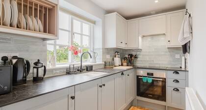 Idyllic Countryside Cottage in Worcestershire