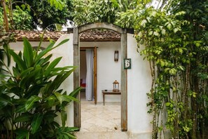 In-room safe, free WiFi