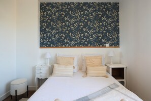 5 Schlafzimmer, Bügeleisen/Bügelbrett, WLAN, Bettwäsche