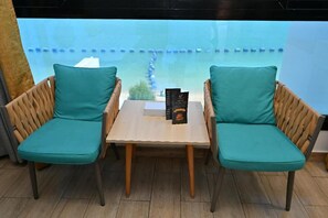 Chalet, Sea View | Living area