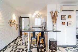 Restauration dans la chambre