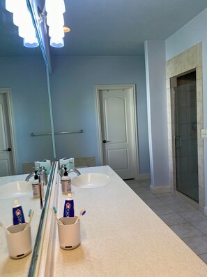 Hair dryer, towels, toilet paper
