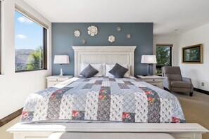 5 habitaciones, tabla de planchar con plancha y wifi gratis 