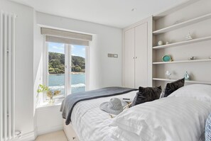 4 bedrooms, iron/ironing board, travel crib, free WiFi