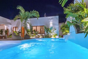 Piscine extérieure
