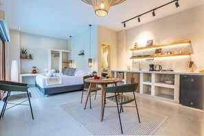 Appartement, uitzicht op zwembad | Privékeuken