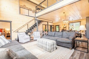 TV, fireplace, DVD player