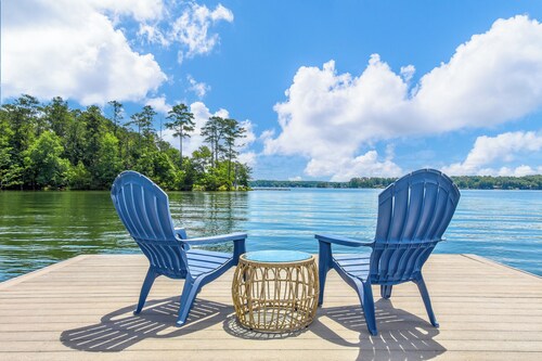 Point Of View by Lake Martin Vibe w/400+ft of waterfront & sleeps 10!