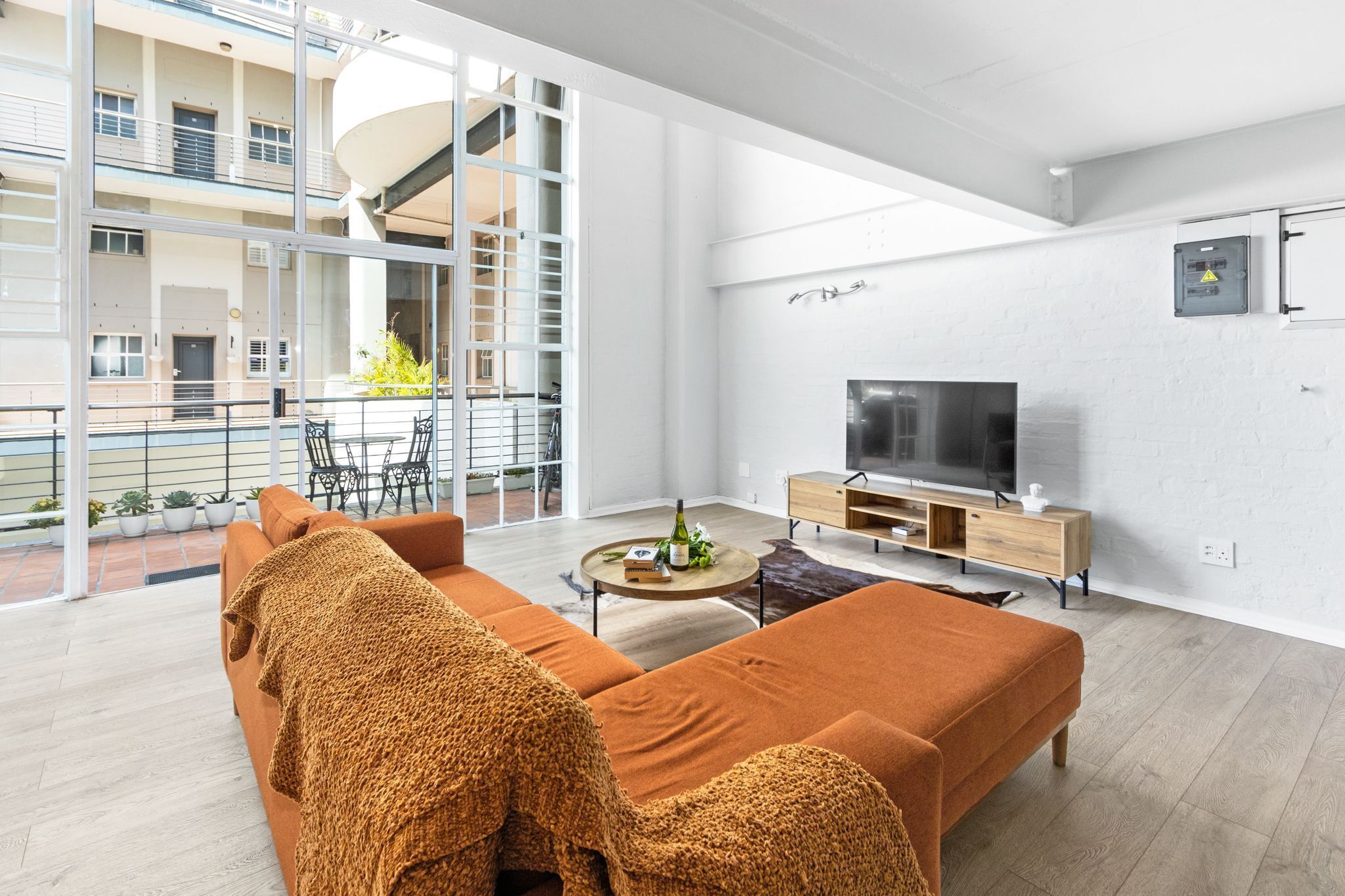 Apartment (1 Bedroom) | Interior