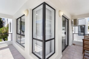 Interior - Sausalito 201 (Cape Town)