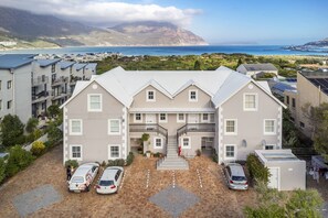 Apartment (3 Bedrooms) | Interior - Summerville 20 (Cape Town)