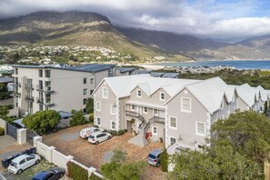 Apartment (3 Bedrooms) | Interior - Summerville 20 (Cape Town)