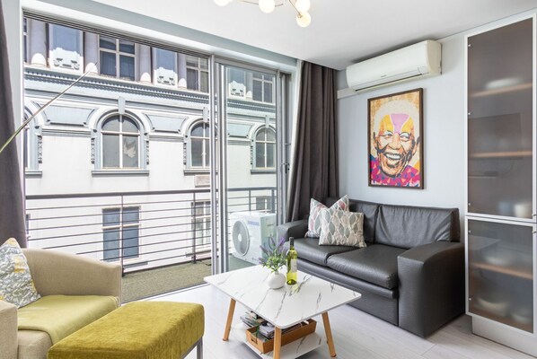 Apartment (1 Bedroom) | Interior