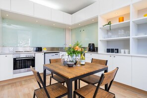 Apartment (0 Bedroom) | Interior - Perspectives 1107 (Cape Town)