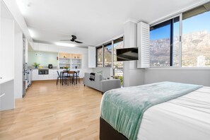 Apartment (0 Bedroom) | Interior