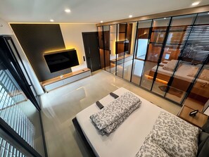 2 quartos, ferros/tábuas de passar roupa, Wi-Fi, roupa de cama