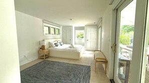 6 bedrooms, free WiFi, bed sheets