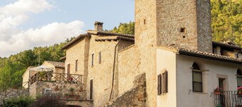 Casa Piccolo Borgo by Ospitaci