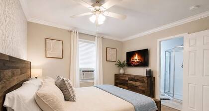 Stylish Modern Apt Near Northside Hospital