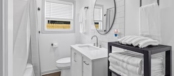 Work Hard, Rest Easy Oasis! 3BR, Central Air, Pet Friendly, Easy Commute