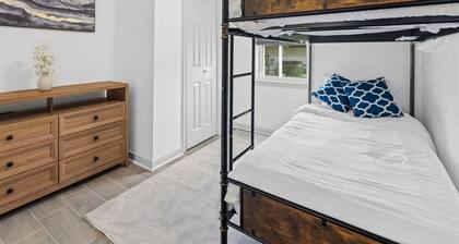 Work Hard, Rest Easy Oasis! 3BR, Central Air, Pet Friendly, Easy Commute