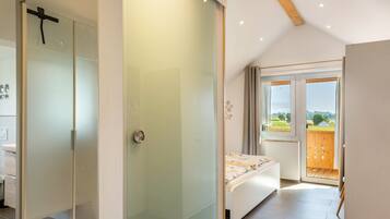 2 slaapkamers, een strijkplank/strijkijzer, wifi, beddengoed