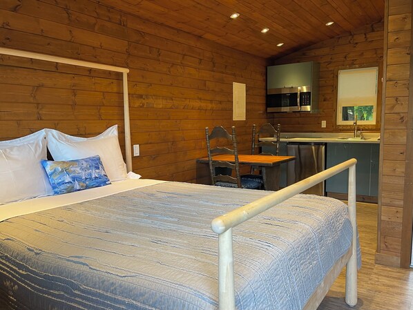 1 bedroom, iron/ironing board, bed sheets