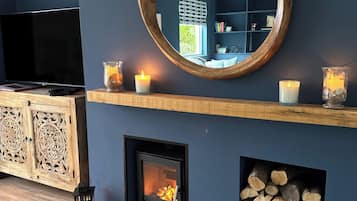 Cottage | Interior