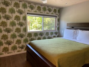 2 多间卧室、熨斗/熨衣板、床单