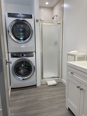 風筒、提供毛巾、番梘、廁紙