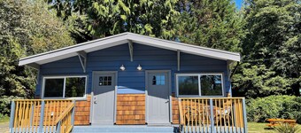 Cottage 4& 5 with Waterfront and Beach Access