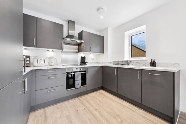 Fridge, microwave, oven, dishwasher