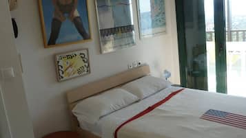 2 dormitorios, tabla de planchar con plancha, wifi y ropa de cama