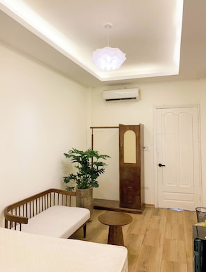 Superior Room, No Windows | Bar mini, langsir/tirai gelap terus, katil bayi/kot (percuma)