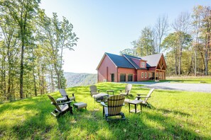 المنطقة المحيطة بالمنشأة