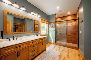 Shower, towels