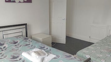 Iron/ironing board, WiFi