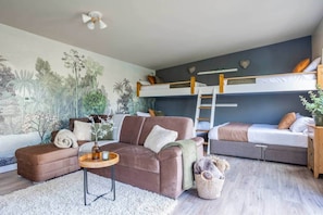 4 chambres, fer et planche à repasser, Wi-Fi, literie fournie