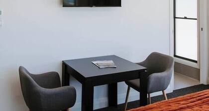 Wattle and Gum Suite A Stylish Boutique style Stay