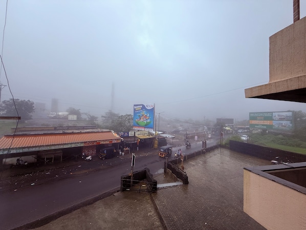 숙박 시설 정면