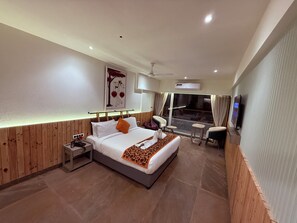 Habitación superior, 1 cama matrimonial, vista a la montaña | Sábanas de algodón egipcio, ropa de cama de alta calidad y wifi gratis