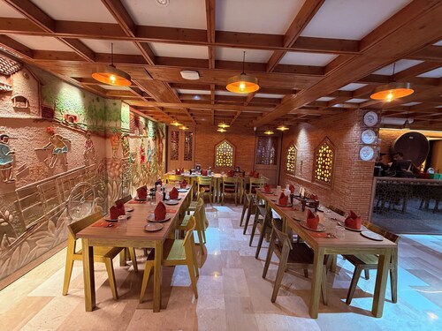 Ikonic Hotel - Bhushi Dam Lonavala