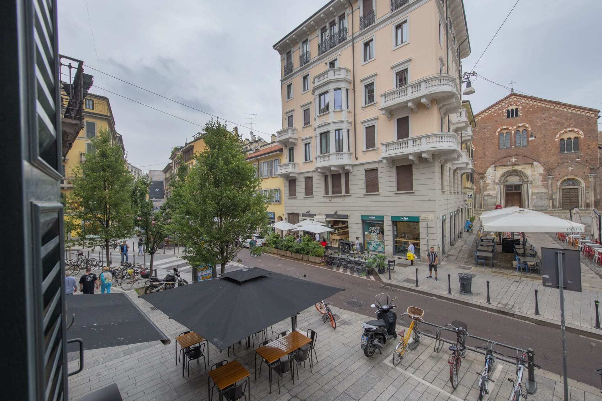 المنطقة المحيطة بالمنشأة