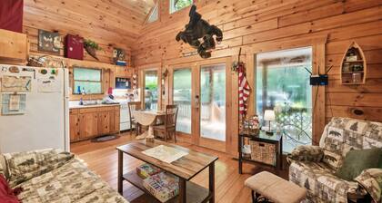 NEW! Cozy Creekside Cabin with Wraparound Porch