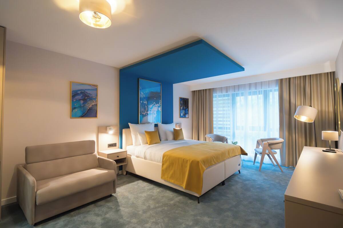 Deluxe Triple Room | Free WiFi