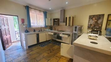 Microwave, oven, stovetop