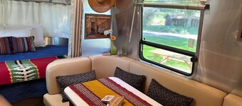 Airstream Experience at Vineyard on Grand Island